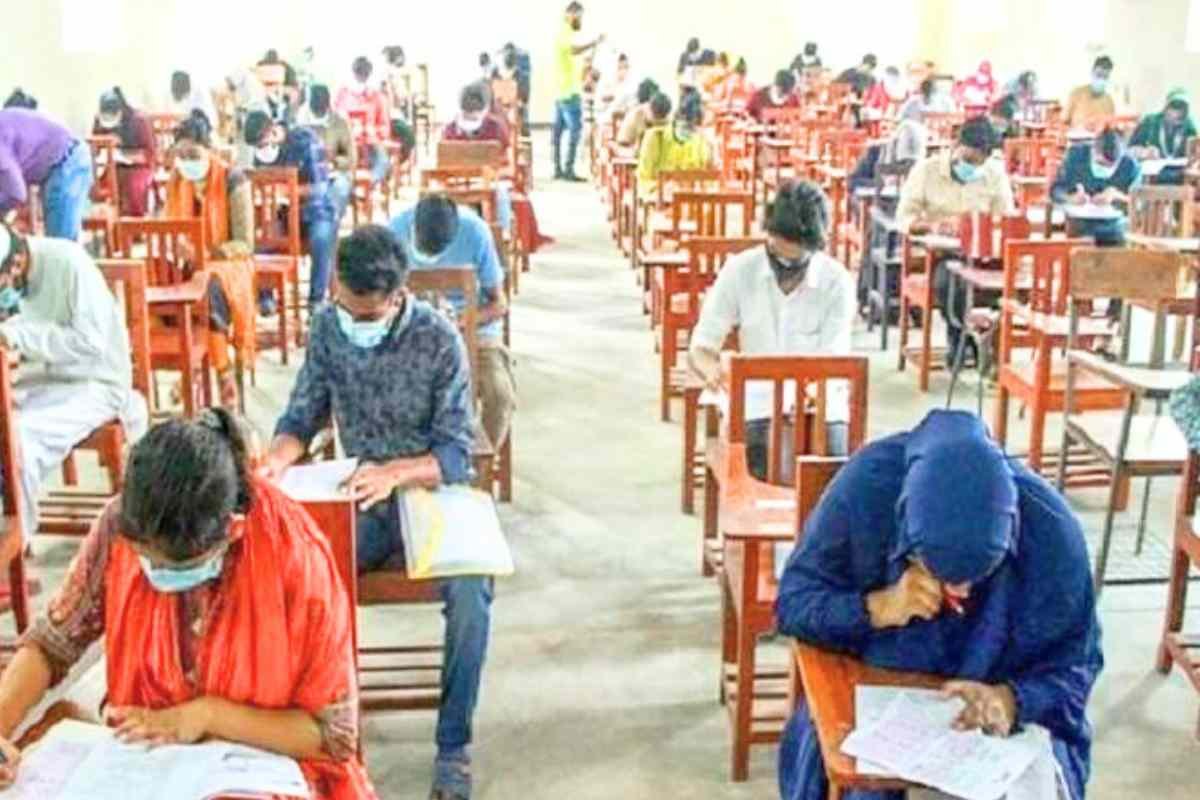 কোন বিশ্ববিদ্যালয়ে ভর্তি পরীক্ষা কবে