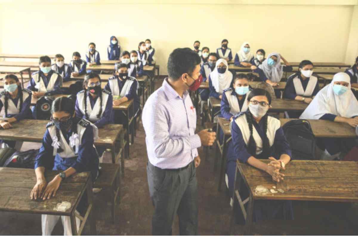 এমপিও ভুক্ত শিক্ষকদের বাড়ি ভাড়া বৃদ্ধি করা হয়েছে ৫০০ টাকা