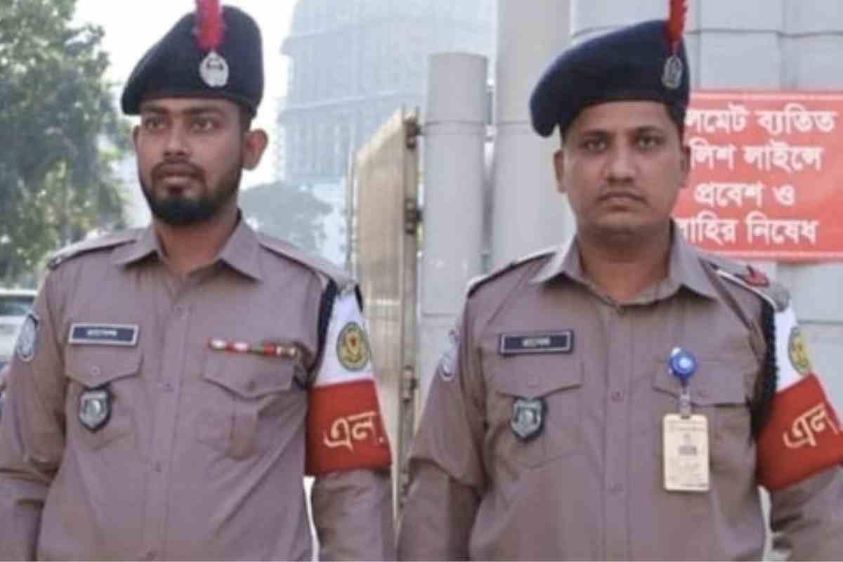 পুলিশের নতুন ড্রেসের রং পরিবর্তন